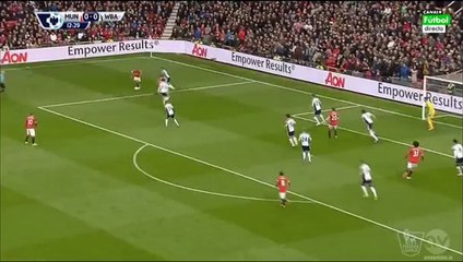 Manchester United vs WBA Ashley Young big chance 02.05.2015