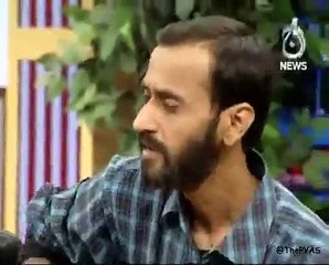 Naeem Shah Singing Brahvi Song @ Aaj News