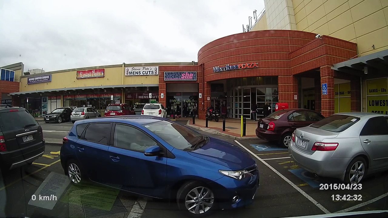 Idiot trying to park