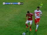 مؤمن زكريا يضرب لاعب المغرب الرباطي بالكرة في وجهه