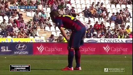 لقطة غريبة في مباراة برشلونة !!!ميسي يسجل هدف بالغورا