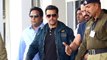 Salman Khan Arms Act Case - Declares Himself Hindu-Muslim - YouTube