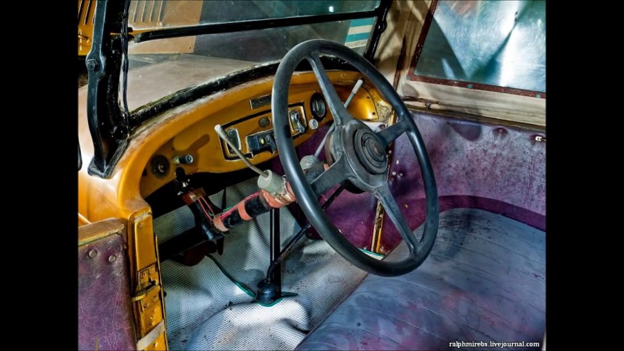 Abandoned Vintage Car Museum.