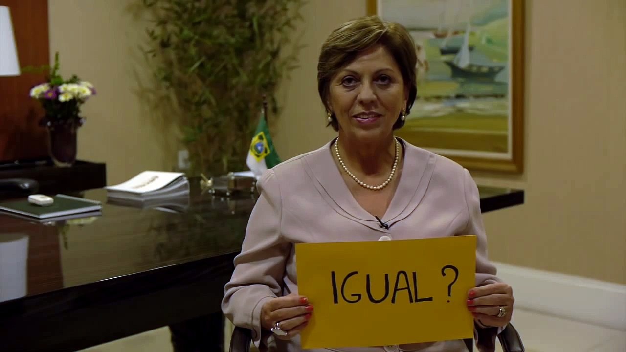 Teaching children that boys and girls are equal.  Brazil—thinkEQUAL