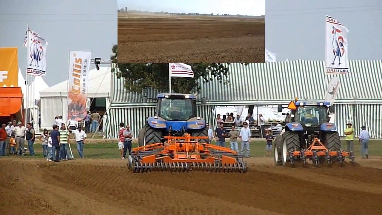 " New Holland"  vs  "John Deere"  vs "Valtra" , tractor  field exibition