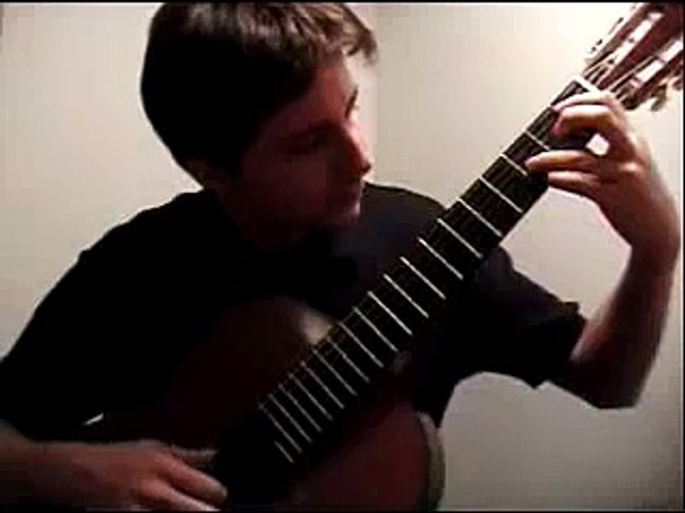 Solo classical guitar performance by Walter Rodriguez