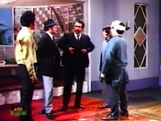 munawar zareef in a strange action