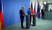Germania, Merkel difende servizi segreti: necessario collaborare con NSA