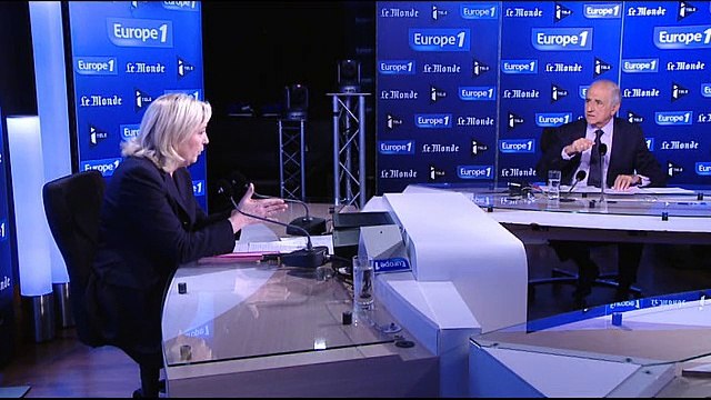 Marine Le Pen demande la dissolution des Femen