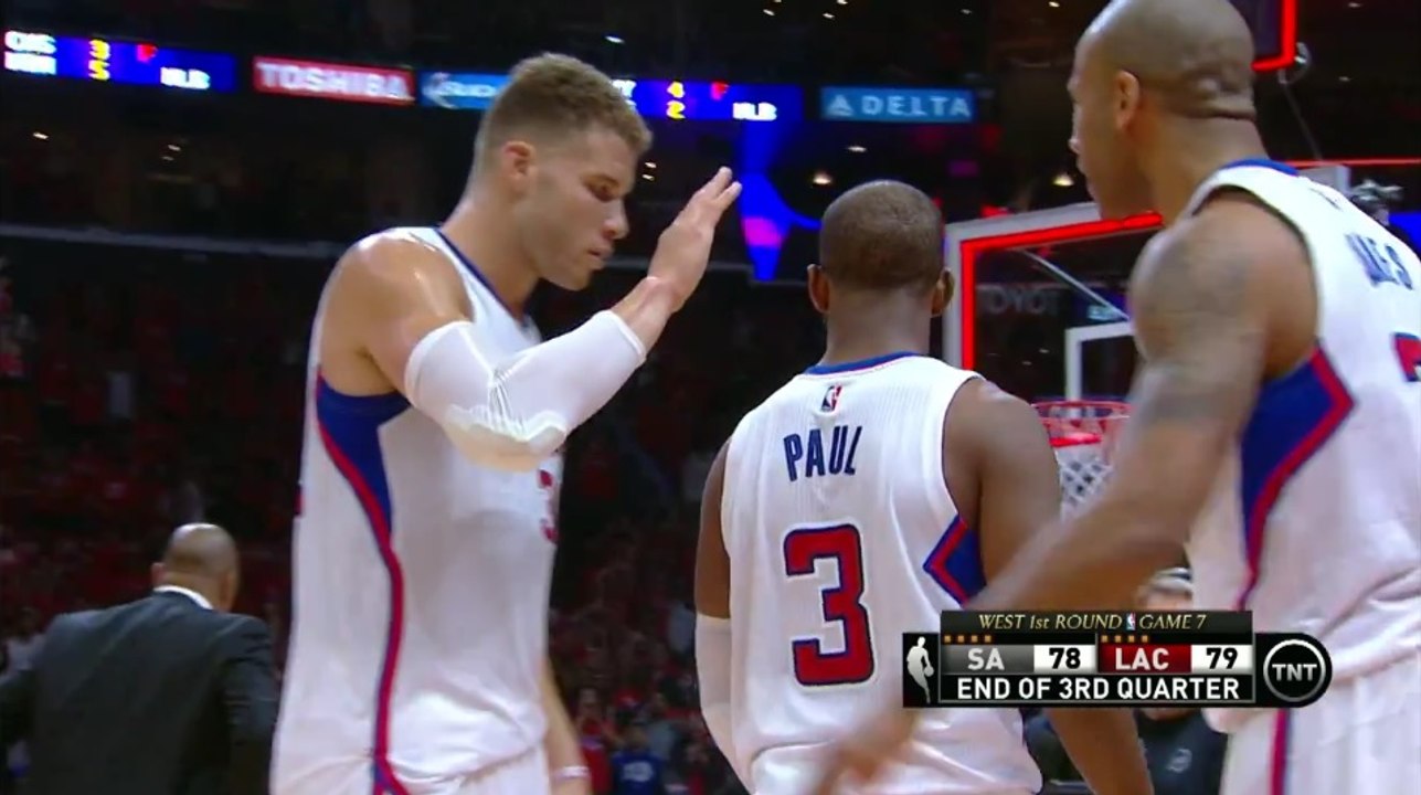 Chris Paul met un gros vent à Blake Griffin