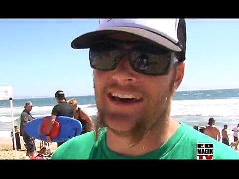 Dog Surfing: SurfingPaws Dog Jam Surfing Competition 2009