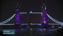 Londres s'illumine en rose pour célébrer la naissance de la petite princesse de Kate et William