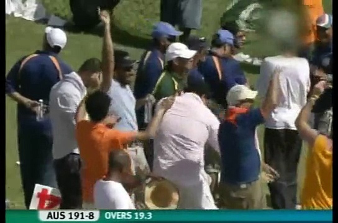 Dunya News - Australia lost 5 wickets in one over of Muhammad Amir