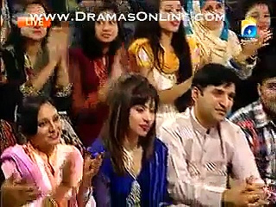 Watch Nadia Hussains Response when Aamir Liaquat Offered her to Become Morning Show Host