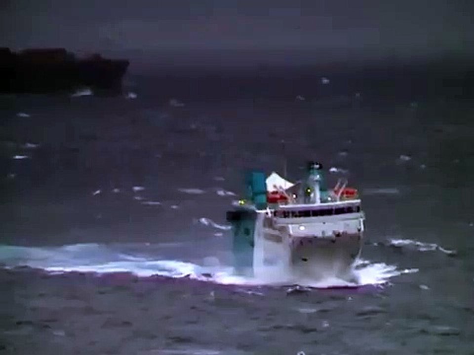 Estrecho con levante (Ceuta)