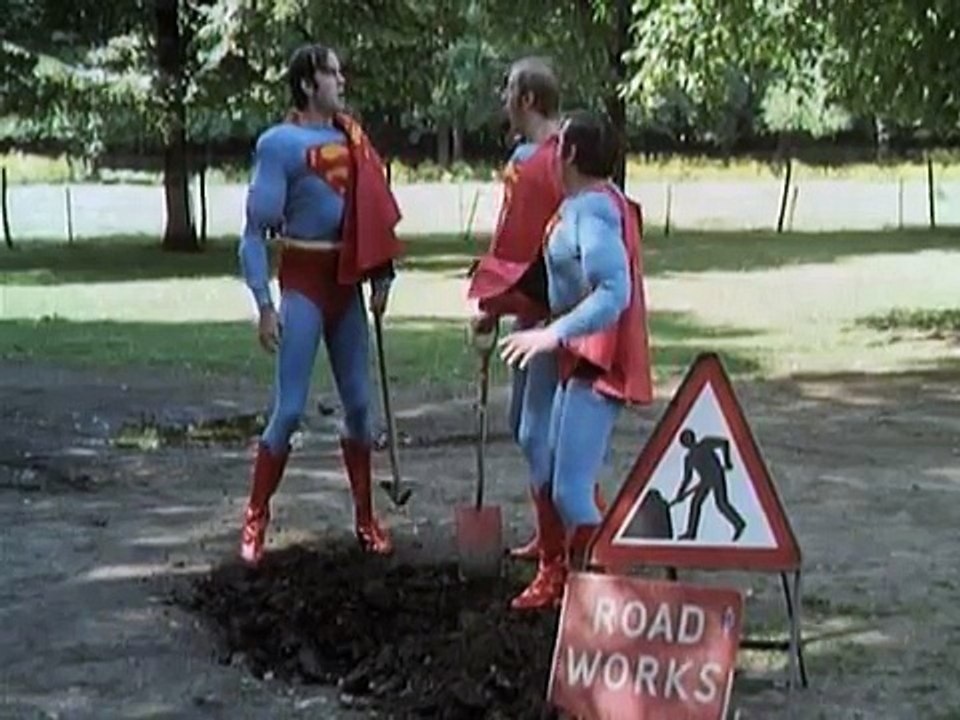Bicycle Repairman - Monty Python's The Flying Circus - video Dailymotion