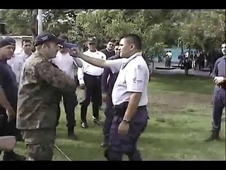 KRAV MAGA COMBATE URBANO CURSO de DESARMES.