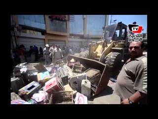 «حرب شوارع» بين الباعة والأمن فى حملة «إشغالات» بالمحلة