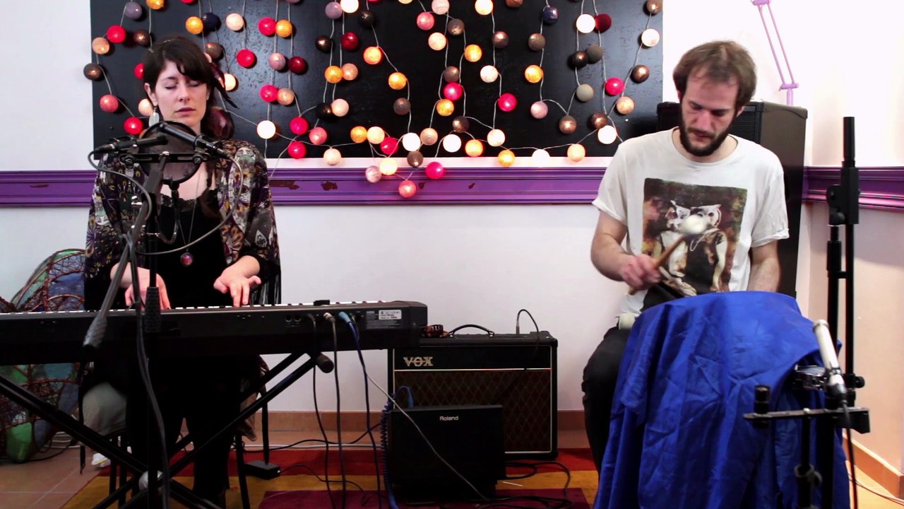 She Owl - Over The Bones (Froggy's Session)