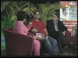 ignacio ramonet en mesa redonda internacional