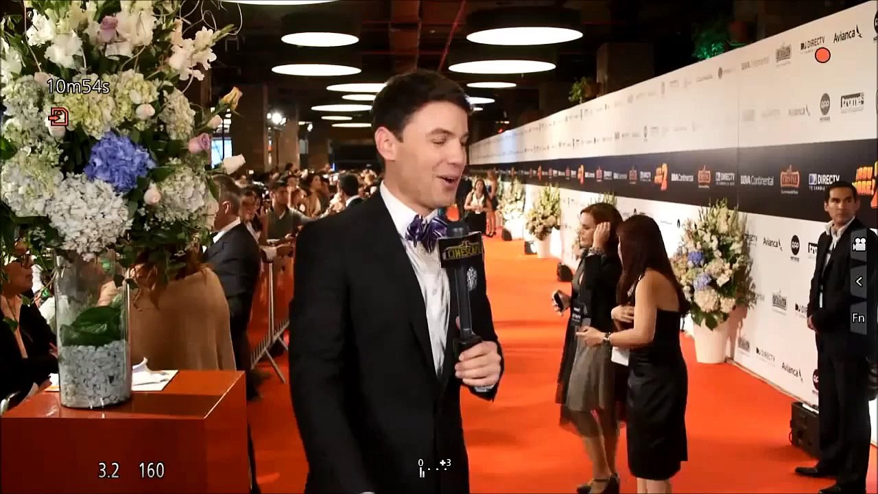 Christian Meier junto a sus hijas en Avant Premiere Asu Mare 2