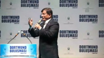 Davutoğlu: "Türkiye Cumhuriyeti Vatandaşlığı Kimliği, Onurlu Bir Kimliktir"