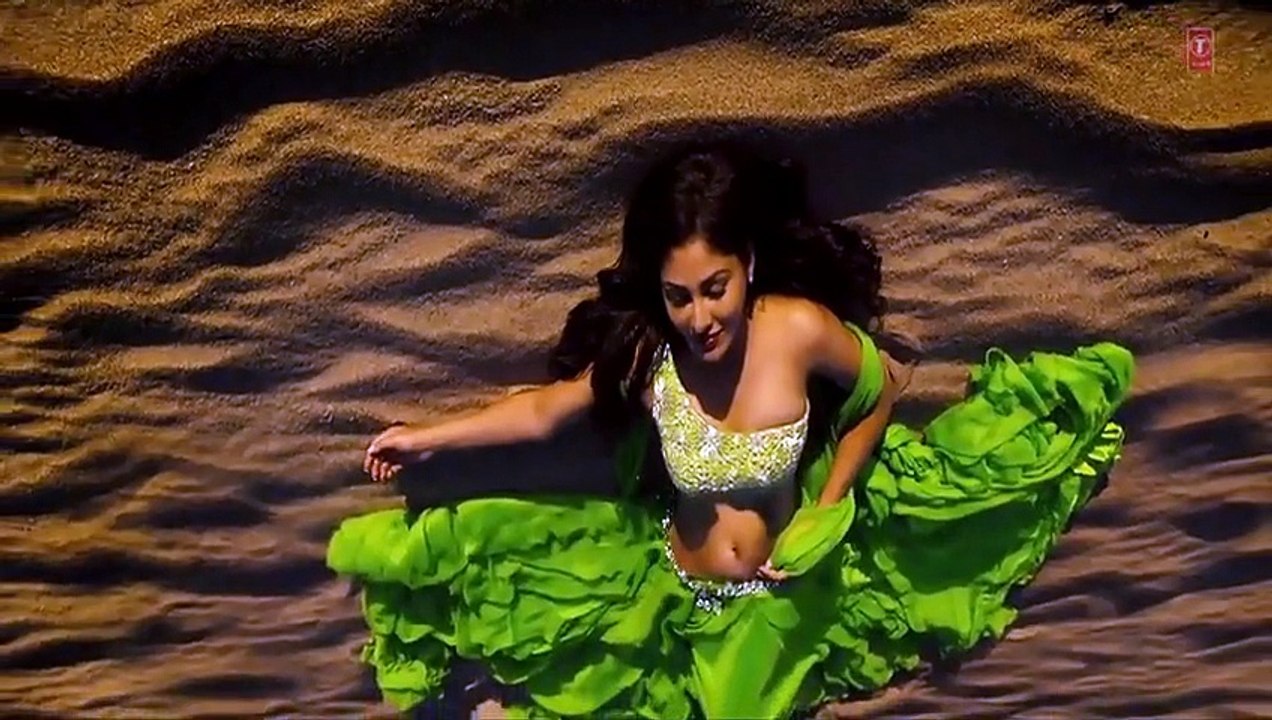 Saawan Bairi HD Video Song - Commando