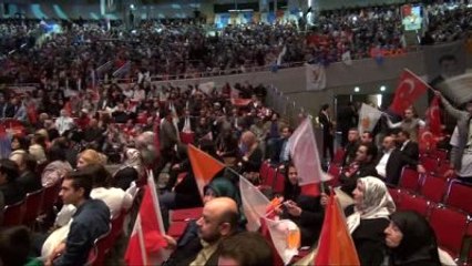 Başbakan Davutoğlu'ndan Almanya'ya Gölge Etmeyin Başka İhsan İstemezük