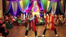 Bachna Ae Haseeno Pakistani Mehndi Dance Girls And Boys
