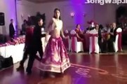Aaja Nachle Mehndi Dance Gorgeous Girl
