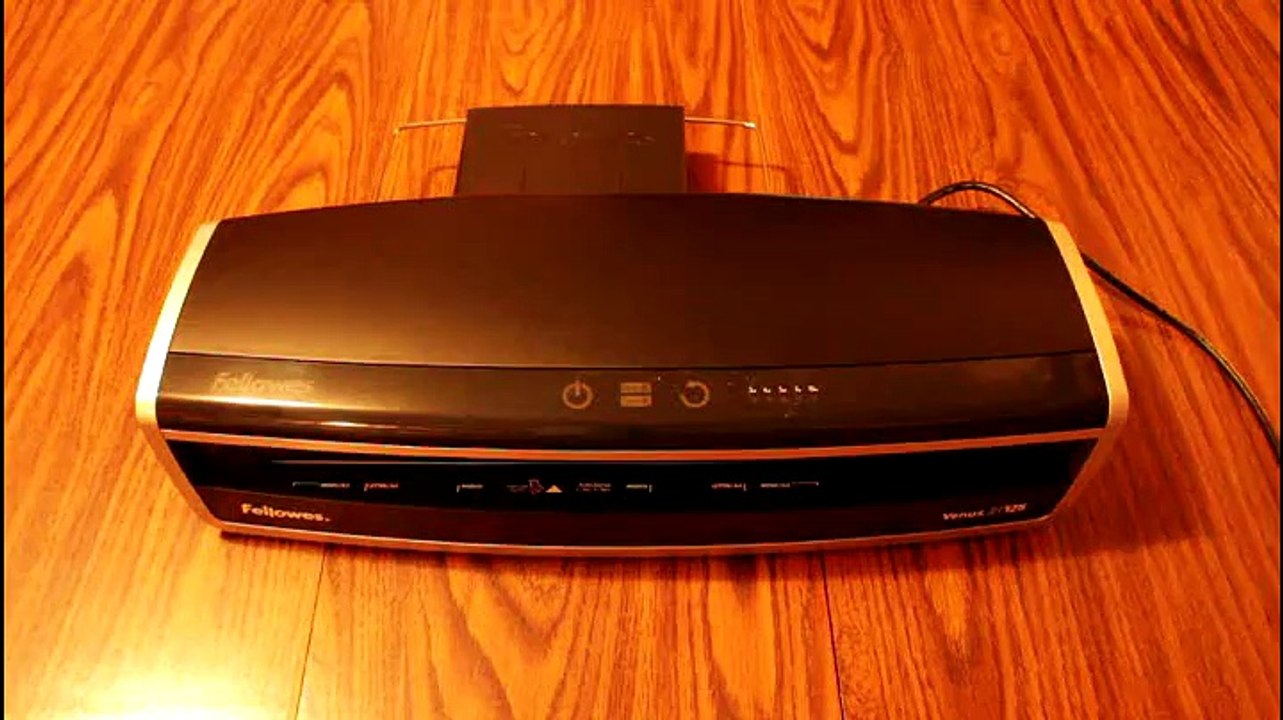 Fellowes Venus2 125 Laminator! Fast! Easy to use!