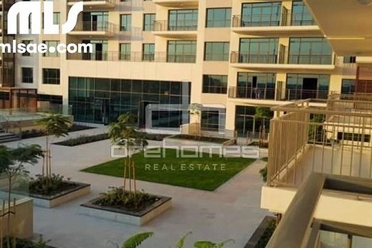 3 Bedroom with Full Golf Course View - mlsae.com