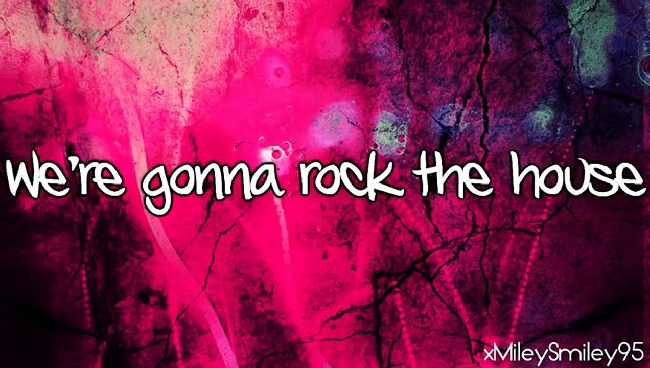 High School Musical - We're All In This Together (with lyrics)