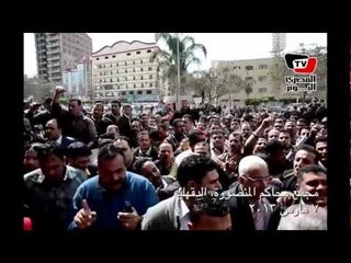 ضباط يحتفلون بالإفراج عن المتهم بدهس شهيد المنصورة