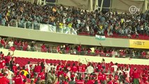 Torcidas de Grêmio e Inter arremessam cadeiras no Beira-Rio