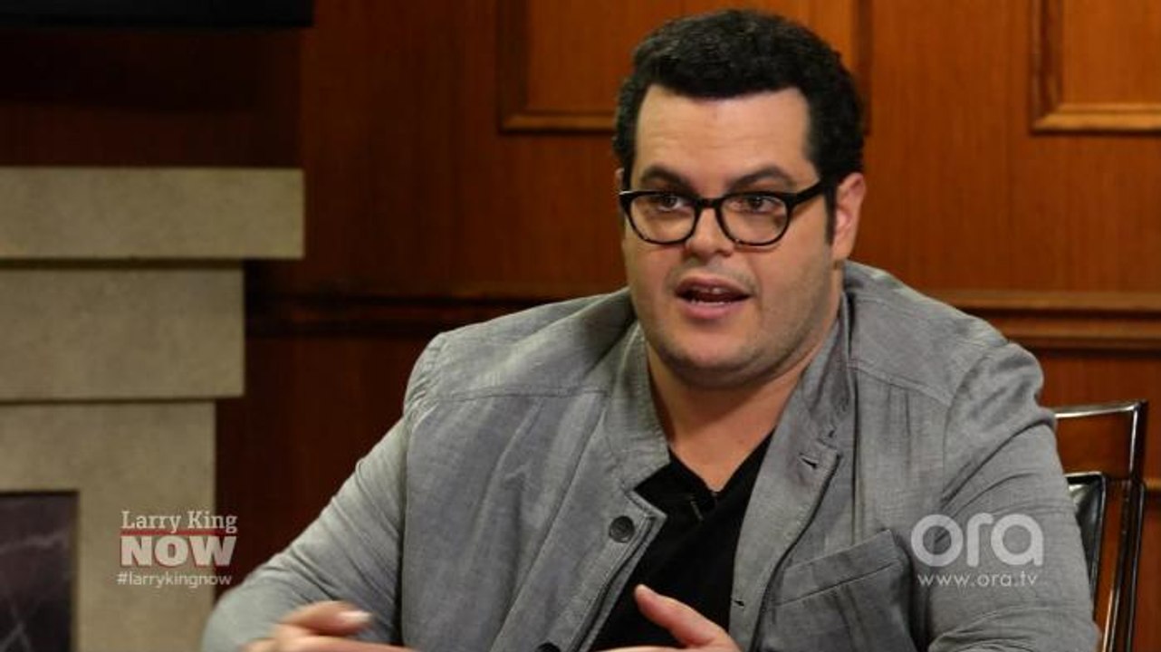 Josh Gad on his USA Today piece on Bill Cosby and Mike Nichols: I Wrote An Article About Legacy