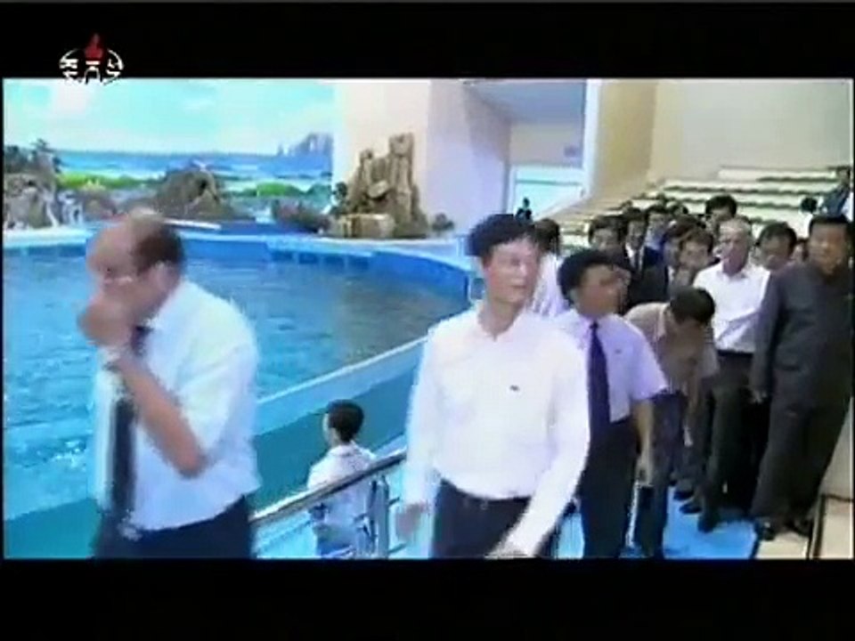 Video:  Kim Jong Un and his wife Ri Sol Ju in new Pleasure Ground - July 2012