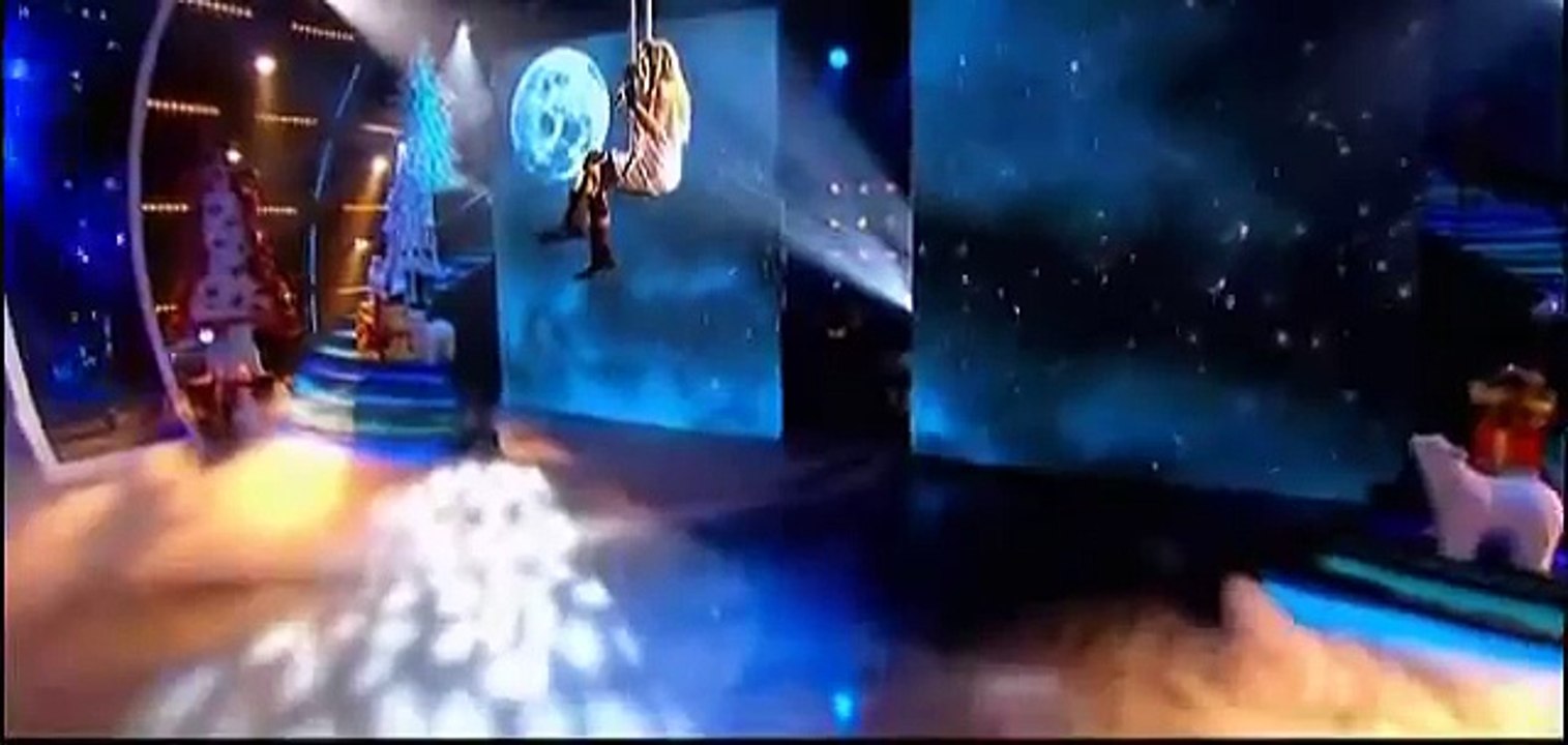Caroline Costa   Ave Maria  France Got Talent
