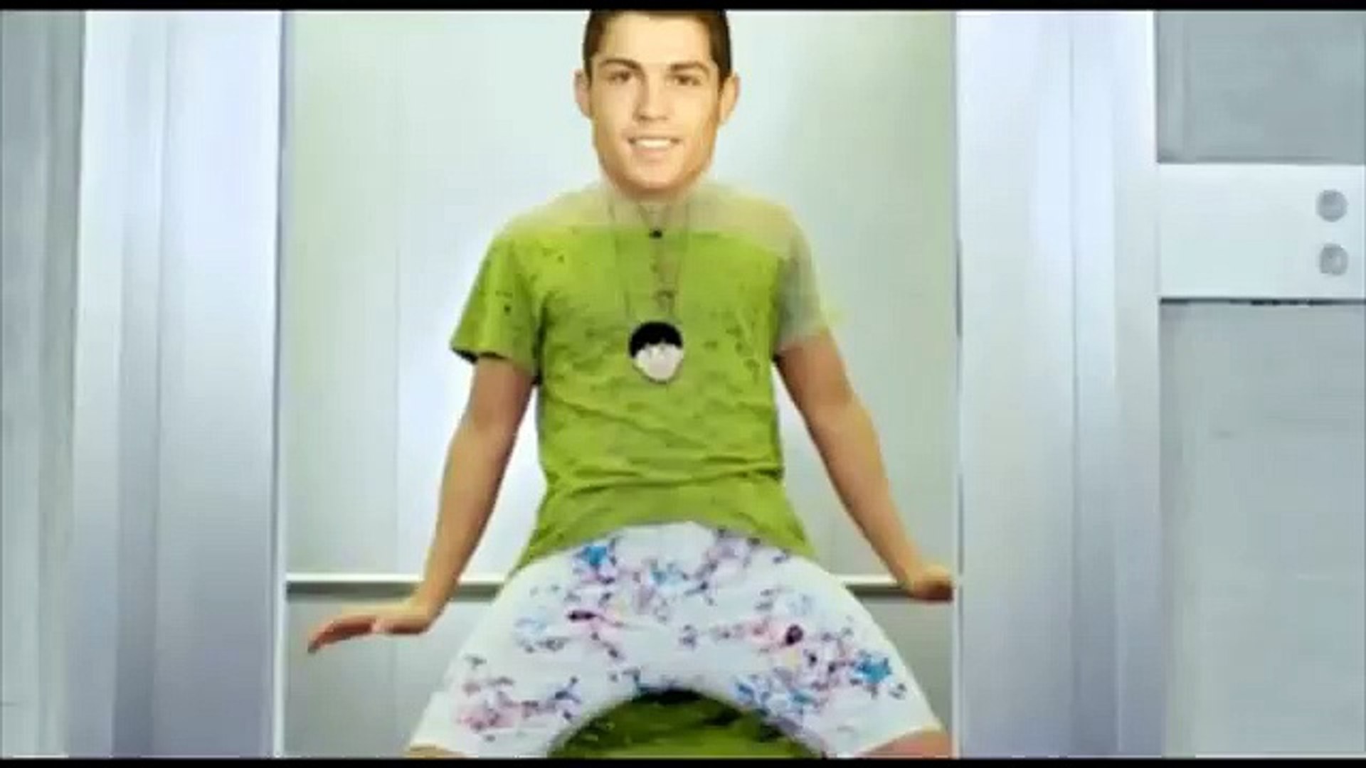 CRISTIANO RONALDO GANGNAM STYLE PARODY(ELEVATOR GUY PSY PARODY)