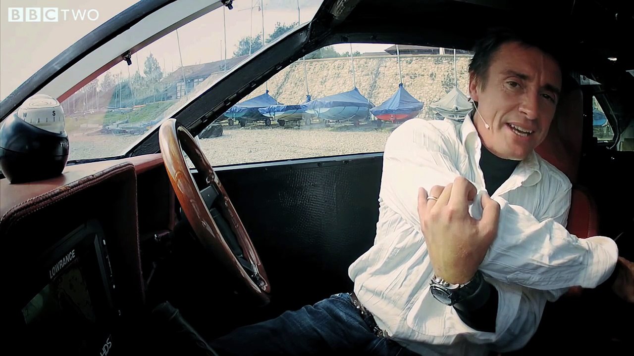 James Bond Style Submarine Lotus Drives Underwater 50 Years of Bond