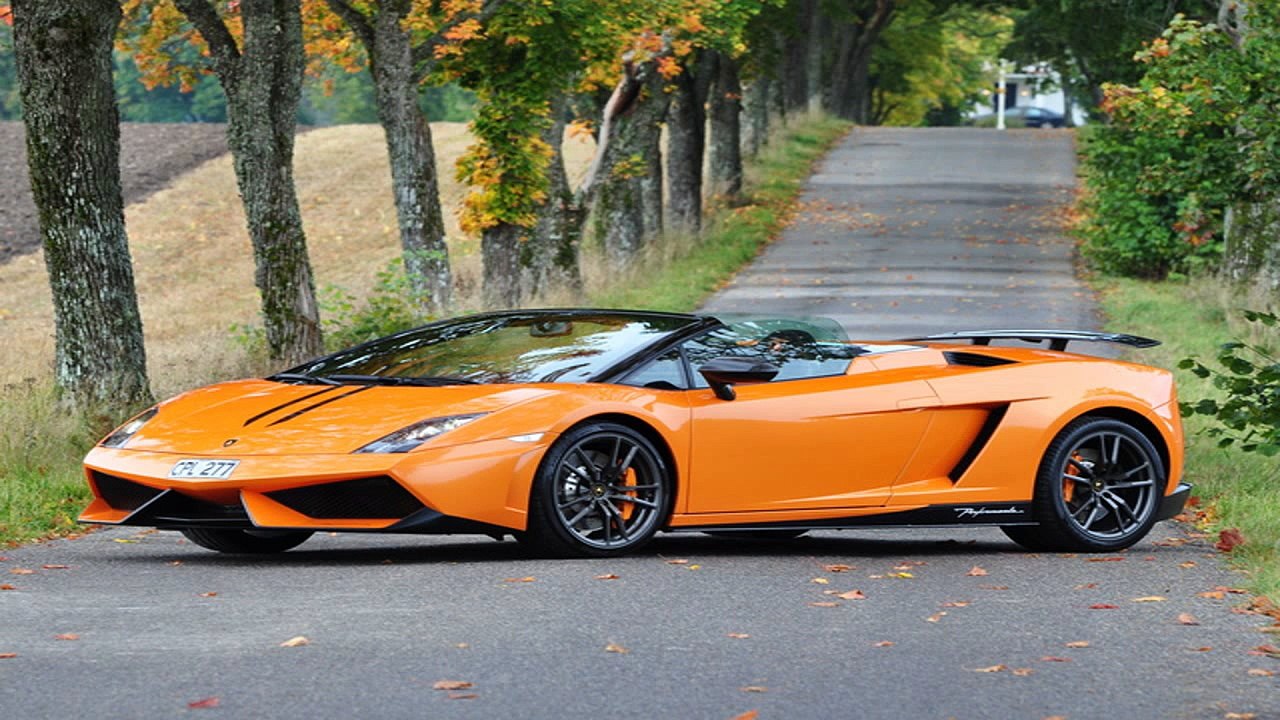 Lamborghini Gallardo LP 570-4 Spyder Performante CarTech Review