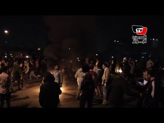 متظاهرون يقطعون كوبري ٦ أكتوبر