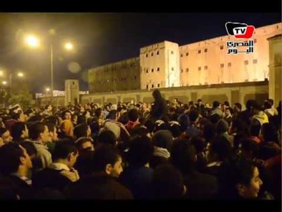 «ألتراس المصري» يحاصر سجن بورسعيد