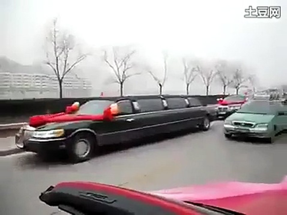 world,s biggest marriage ceremony with a huge rally of LAMOZENES