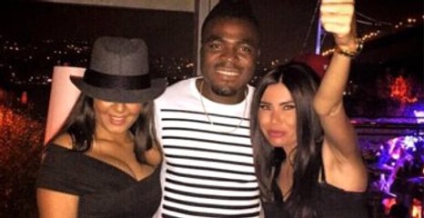 Emenike ve Meireles, Kadınlarla Sabaha Kadar Dans Etti