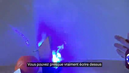 Un bricoleur crée un gant Iron Man qui tire de vrais lasers