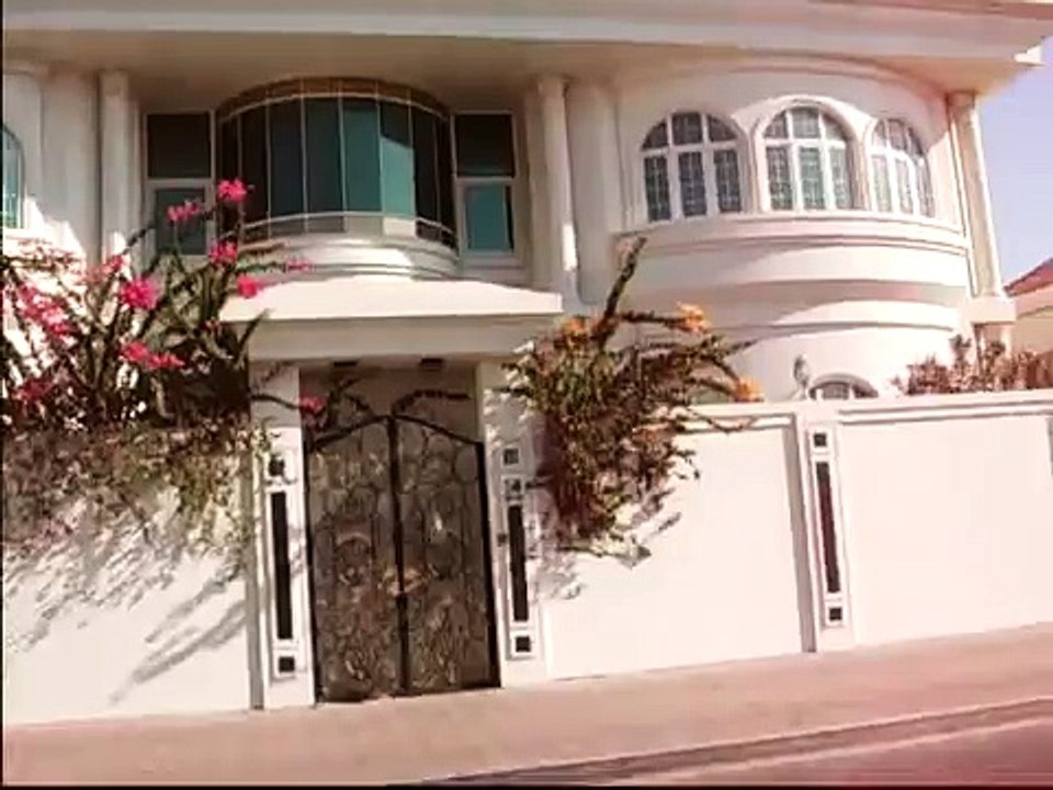 Mansions in Dubai! & They say this is a normal house 2 them!