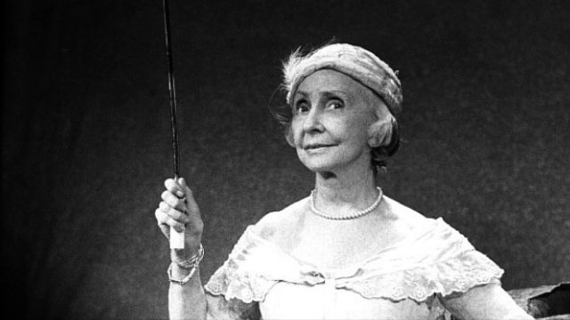 Beckett, Oh les beaux jours, Acte 2