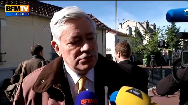 Jean-Marie Le Pen convoqué par le bureau politique du FN: il est assez peiné , affirme B. Gollnisch