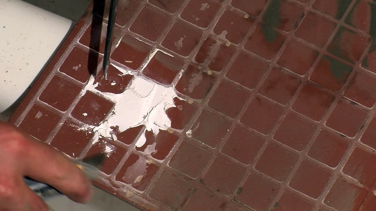 Bathroom Tiling : How to Clean Removed Bathroom Tiles Before Reinstalling